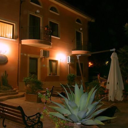 Villa Aurora เลกัสเทลลา ภายนอก รูปภาพ